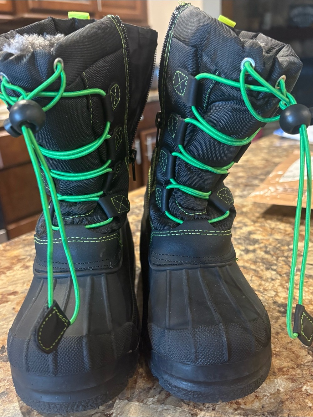 Dream Pairs Black Kids Snow Boots with Bright Green Laces